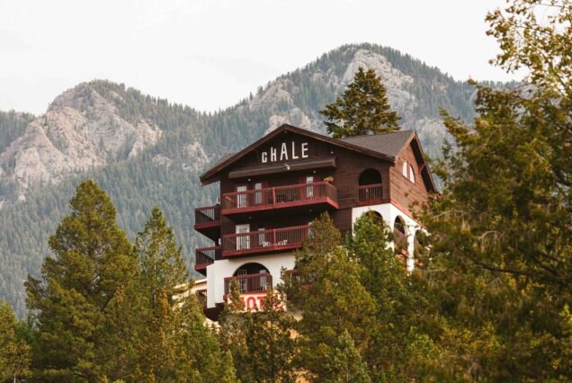 Kootenay, Invermere and Radium Hot Springs Private Day Trip