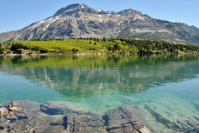 1349146-waterton-lakes-national-park-alberta